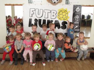 Projektas „Futboliukas" Utenos vaikų lopšelyje – darželyje „Gandrelis"